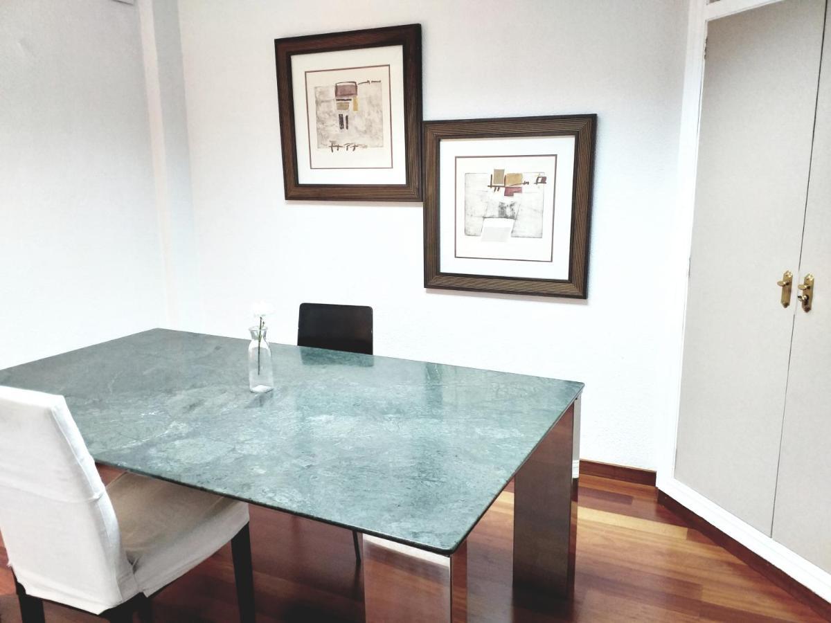 Large Apartment With Large And Sunny Terrace - Garden & Outdoor Gym , Alicante Center 외부 사진